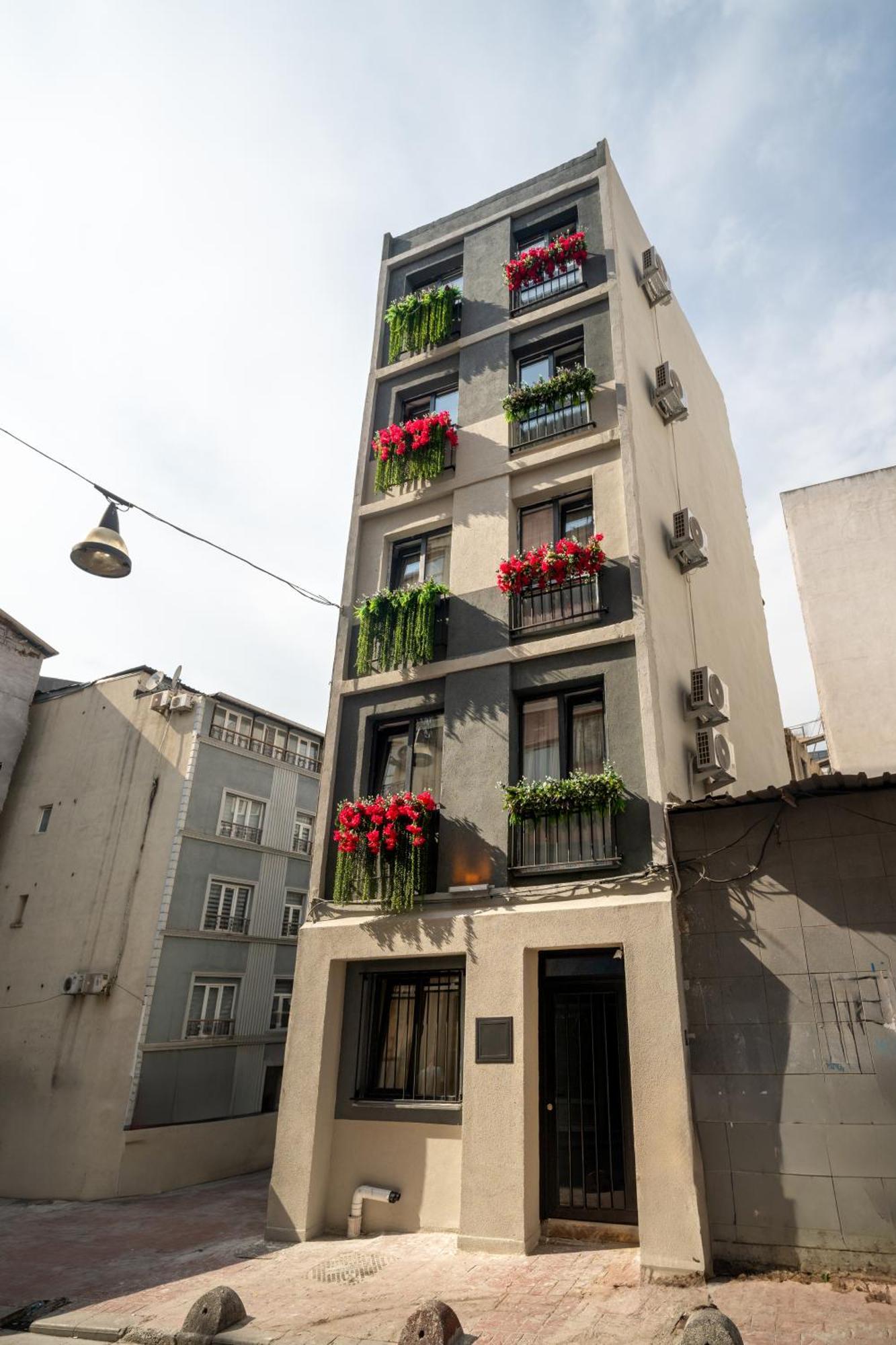 Urban Quarters - Nevizade Hotel Istanbul Exterior photo